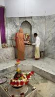 H.H. Swamiji at Girirajeshwari Temple, Samvit Dham, Jodhpur
